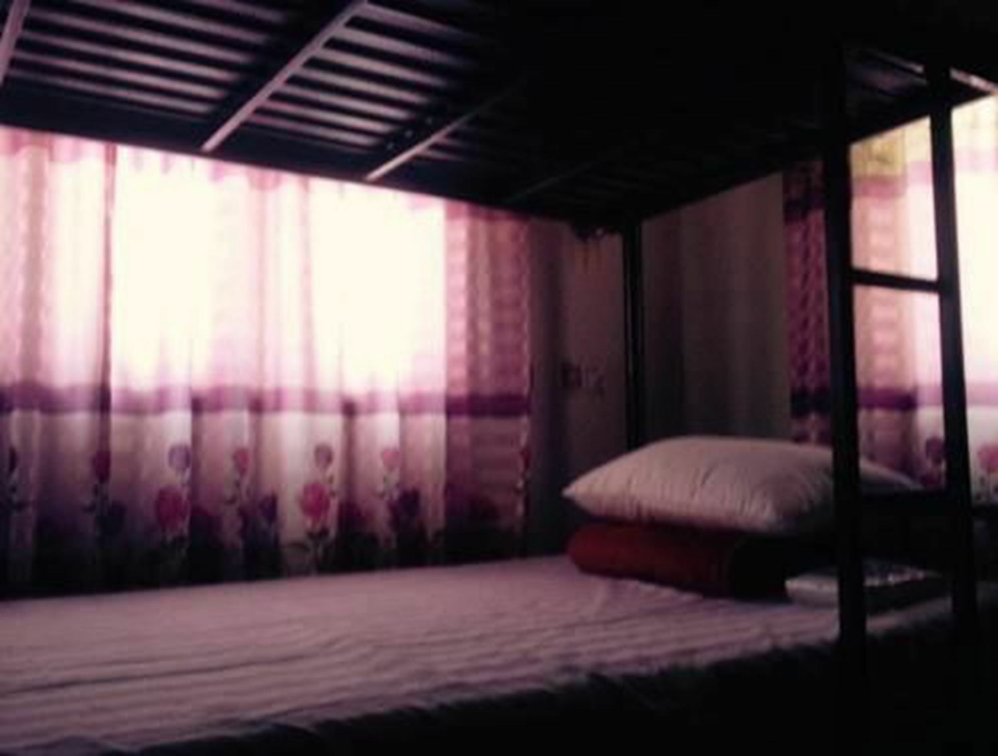 Lux Pillow Hostel Nyaung-U 외부 사진